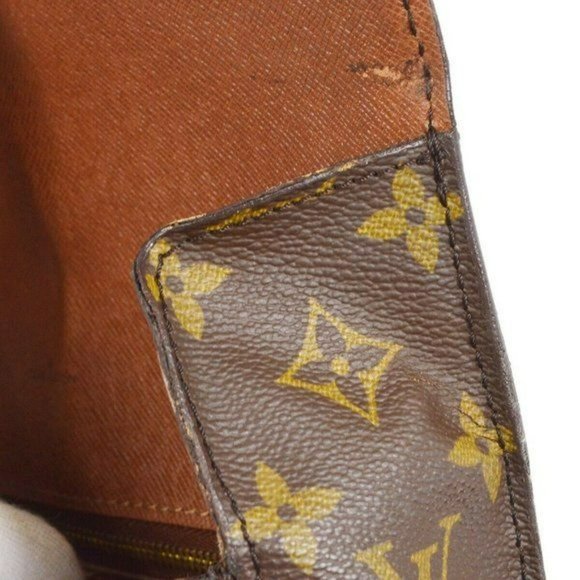 230300NN Authentic Louis Vuitton Crossbody Bag Saint Cloud GM - Picture 5 of 9